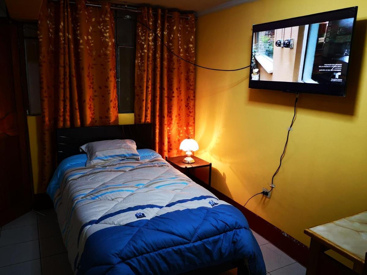 Hostel Las Gardenias Ayacucho Exteriör bild
