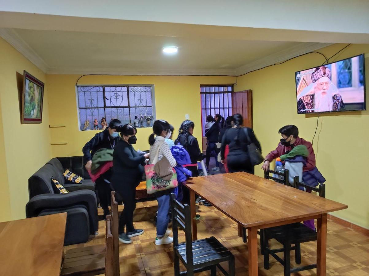 Hostel Las Gardenias Ayacucho Exteriör bild